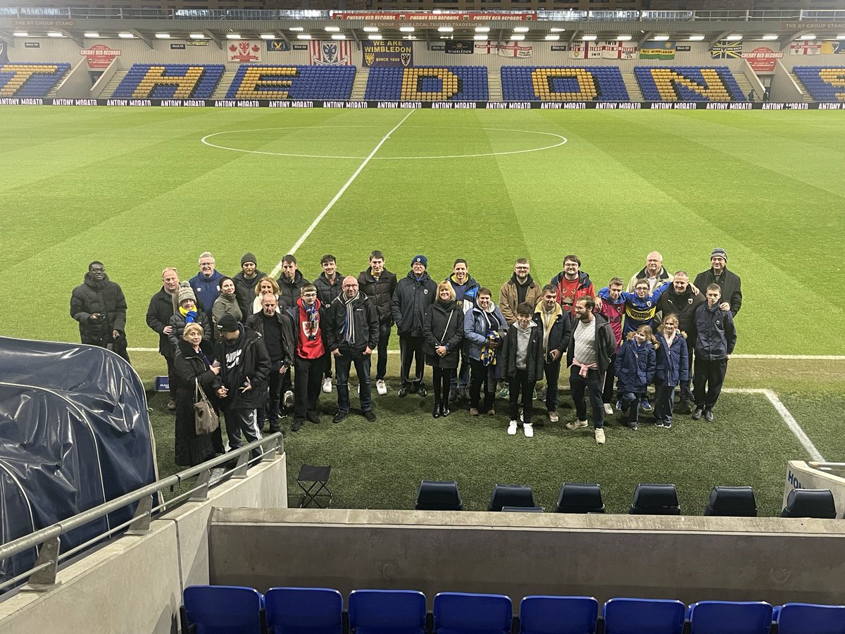 StuartdDeacons's tweet image. Did you know we have been at PL for nearly 5️⃣ years with the anniversary on the 3rd November!!

Join me tomorrow at 11am for a stadium tour of our fantastic home.

🔵 Home Changing Room
🟡 Managers Room
🔵 Pitchside
🟡 Museum

#afcw 

Book here now 🔗 tinyurl.com/PLTOURS1