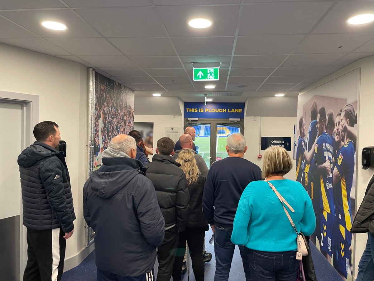 StuartdDeacons's tweet image. Did you know we have been at PL for nearly 5️⃣ years with the anniversary on the 3rd November!!

Join me tomorrow at 11am for a stadium tour of our fantastic home.

🔵 Home Changing Room
🟡 Managers Room
🔵 Pitchside
🟡 Museum

#afcw 

Book here now 🔗 tinyurl.com/PLTOURS1