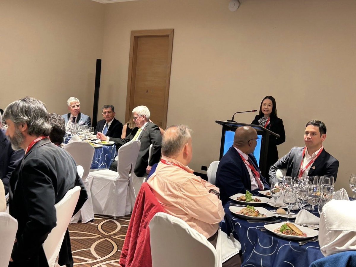 NOTICIASTaiwan's tweet photo. La embajadora Silvia Yu Chi Liu @TaiwanenChile participó en el Foro Regional de Desarrollo #FOREDE 2025, realizado del 14 al 16 de octubre en Copiapó. Durante este encuentro, Liu hizo hincapié en que las industrias de #Taiwán y #Chile tienen un gran potencial de cooperación. https://t.co/SwX94BTlDt