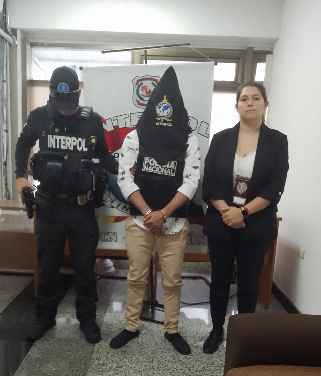 policia_py's tweet image. facebook.com/share/p/1LszbG…
@MDI_Paraguay