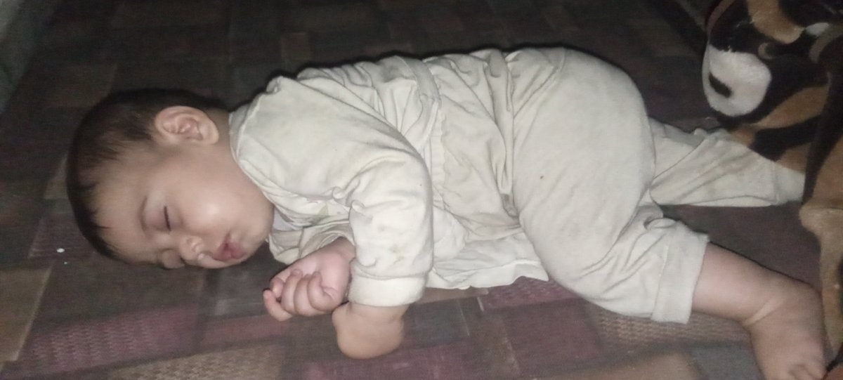 Please, please provide my child with warm clothes and food, please. #Gaza🙏🙏🙏🙏🙏🙏chuffed.org/project/150407…