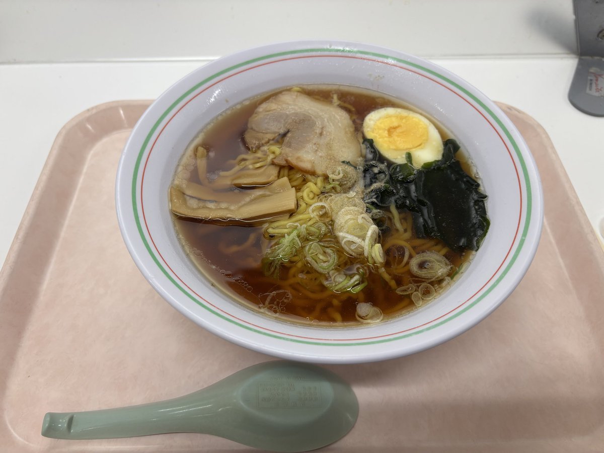 ほんとこれだけで久住先生は心底信頼できる。
こういう業務用ラーメンをバカにする自称食通はなんもわかっちゃないの。