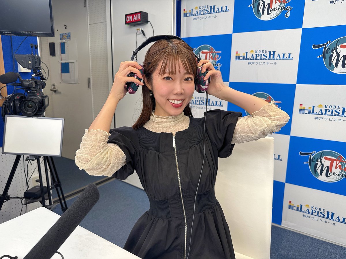JUMY416235001's tweet image. 関西帰ってきました！
今から収録🙋‍♀️
19:00〜の放送お楽しみに🎤