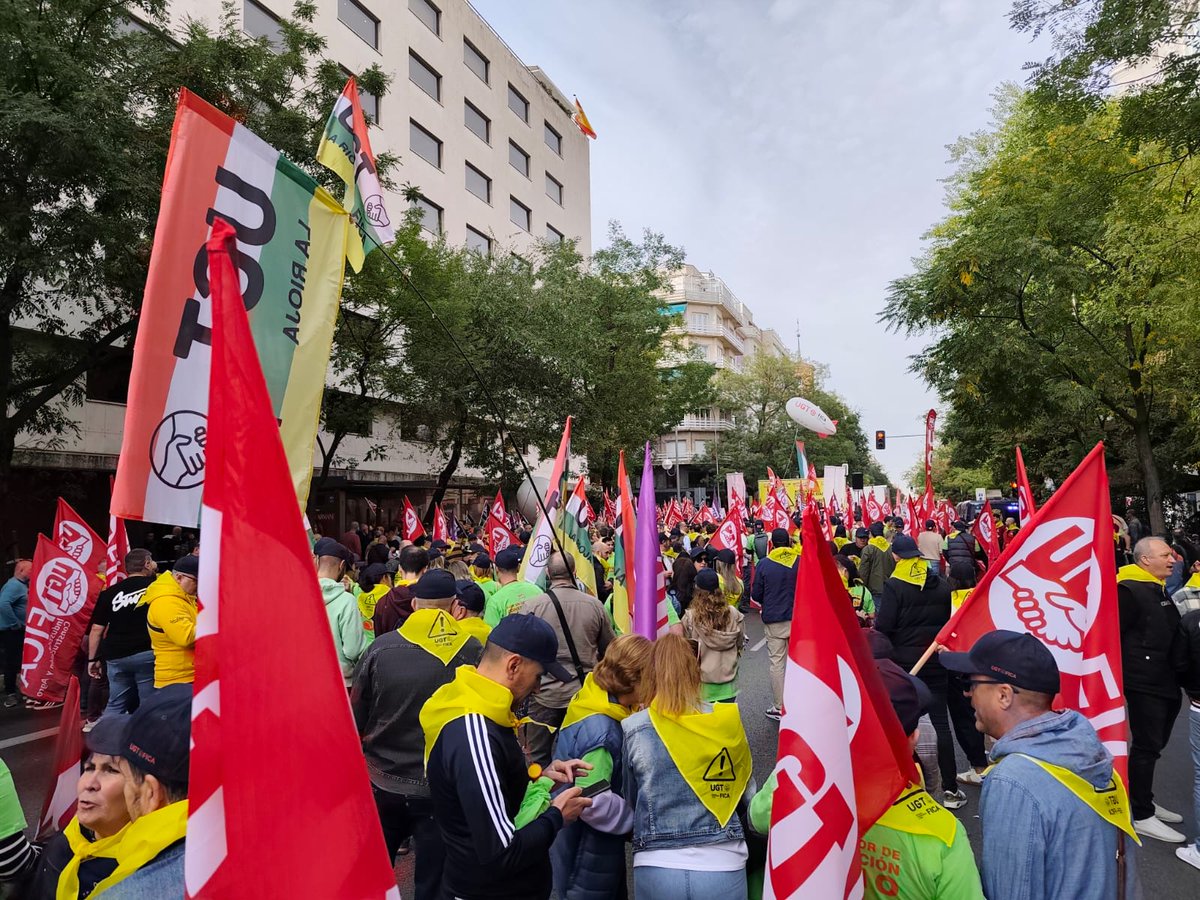 16 de octubre de 2025 

Hoy estamos en una concentración, frente a la CEOE de Madrid, por la siniestralidad laboral.