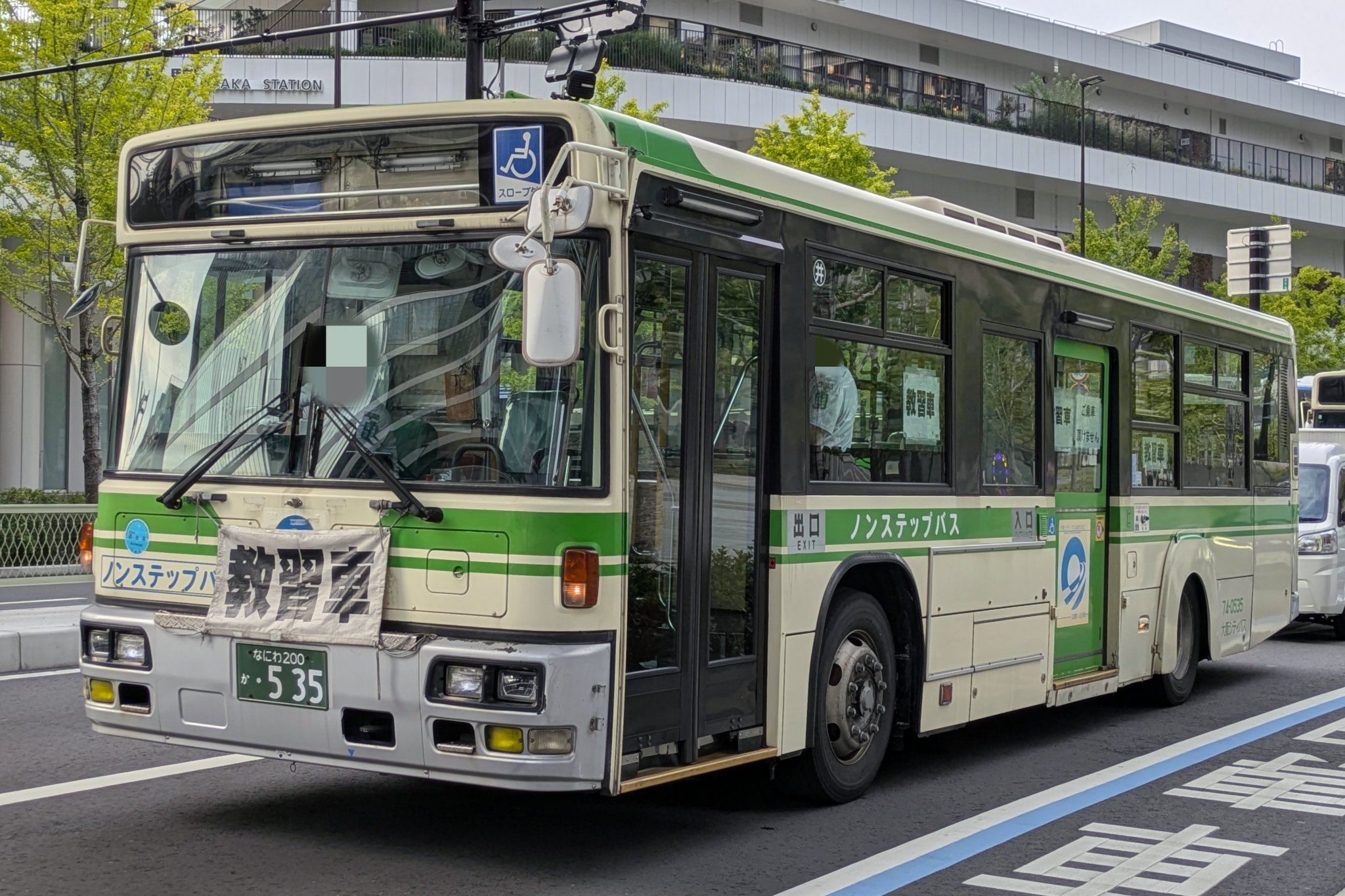 ‼️平井特大‼️ 息子にシール貼ってもらったヘルメットで🏍️ #levis