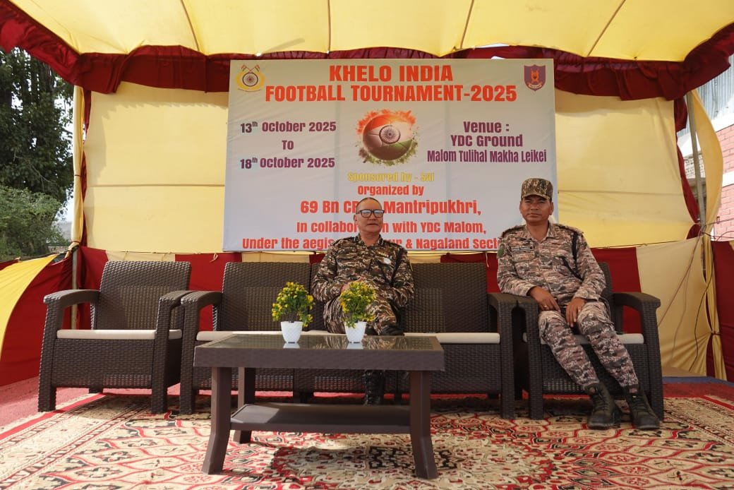 tiger69bn's tweet photo. Day 3 of the #KheloIndia initiative under #MNSector — 69 Bn #CRPF & YDC Malom kept the momentum of the Football Tournament 2025 at Malom, Imphal.
Young players displayed discipline, teamwork & sportsmanship. ⚽🇮🇳
#SportsForYouth #FitIndia #Manipur #CRPF https://t.co/CjAb2GWiEL