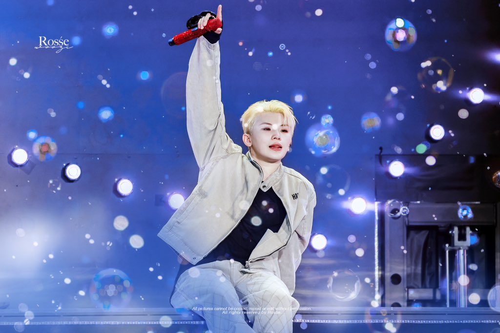 #SEVENTEEN #2025MAMAVOTE

지훈이는 캐럿들이 잠시 자신을 잊길 원했지만
우린 절대 그렇게 두지 않을거니까