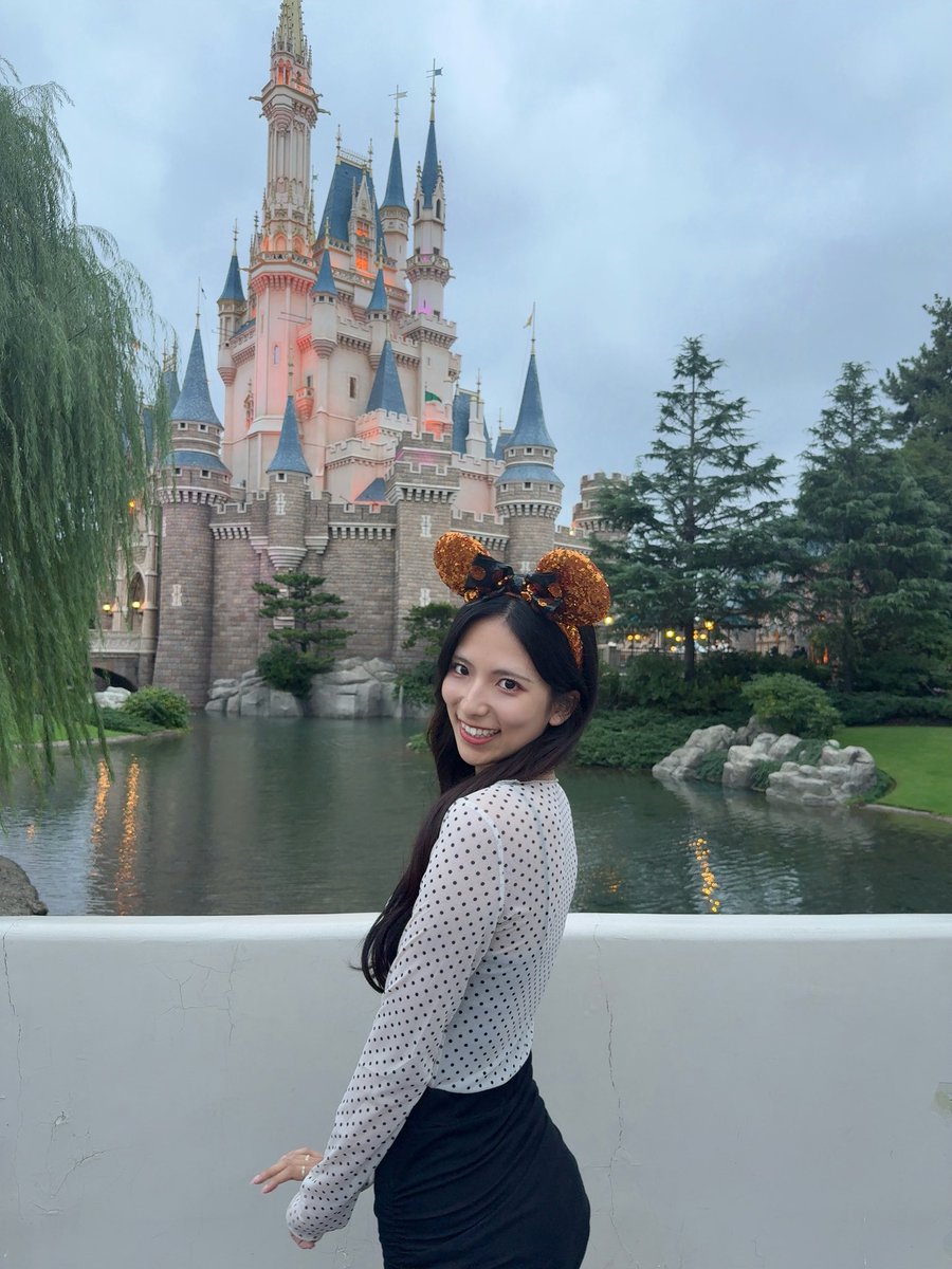 yurika_8h's tweet image. ミスフラ終わってからしれーーっと
既に2回🐭🏰に行ってます😙✌️
気づいてた?ちょー幸せチャージ💜
ゆっくり写真載せてくね!!