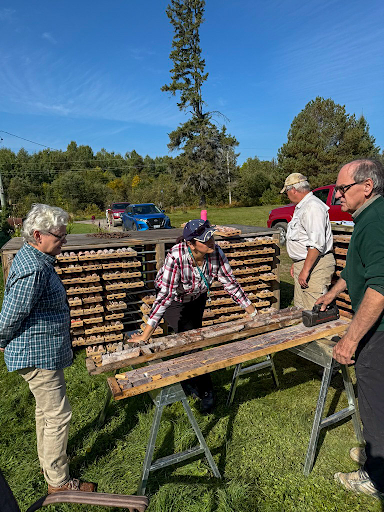 Volta Metals welcomed the Ontario Geological Survey to the Springer REE &amp; Gallium Deposit. Fresh core was reviewed with OGS experts, Dr. Fred Breaks, Andrew Tims &amp; CEO Kerem Usenmez. Strong interest in this growing deposit in a tier-1 Ontario location. $VLTA
#RareEarths #Gallium