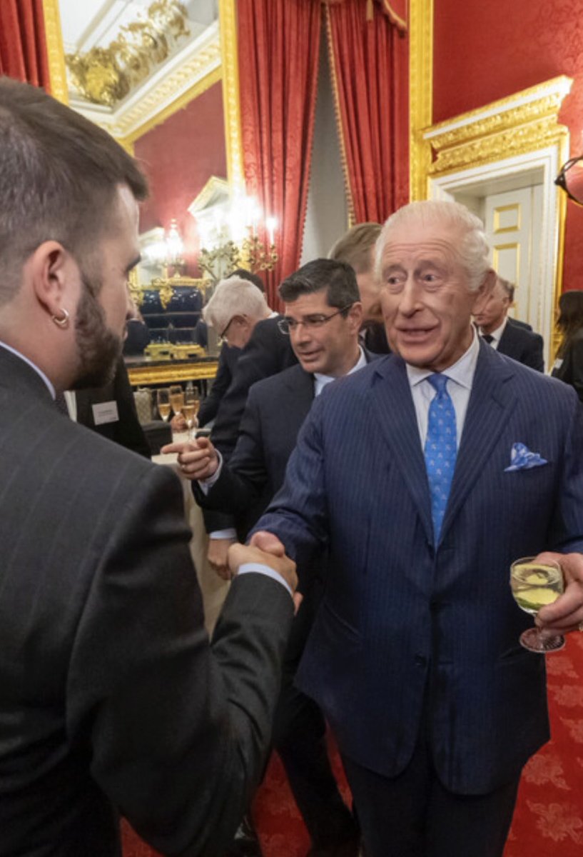 Amb La Manchester col·laborem amb la Circular Bioeconomy Alliance, fundació del rei Carles III, en un projecte audiovisual.

Tenim moltes ganes de compartir-ho amb vosaltres! Gràcies per la confiança <a href="/Marcpalahi/">Marc Palahí</a>!