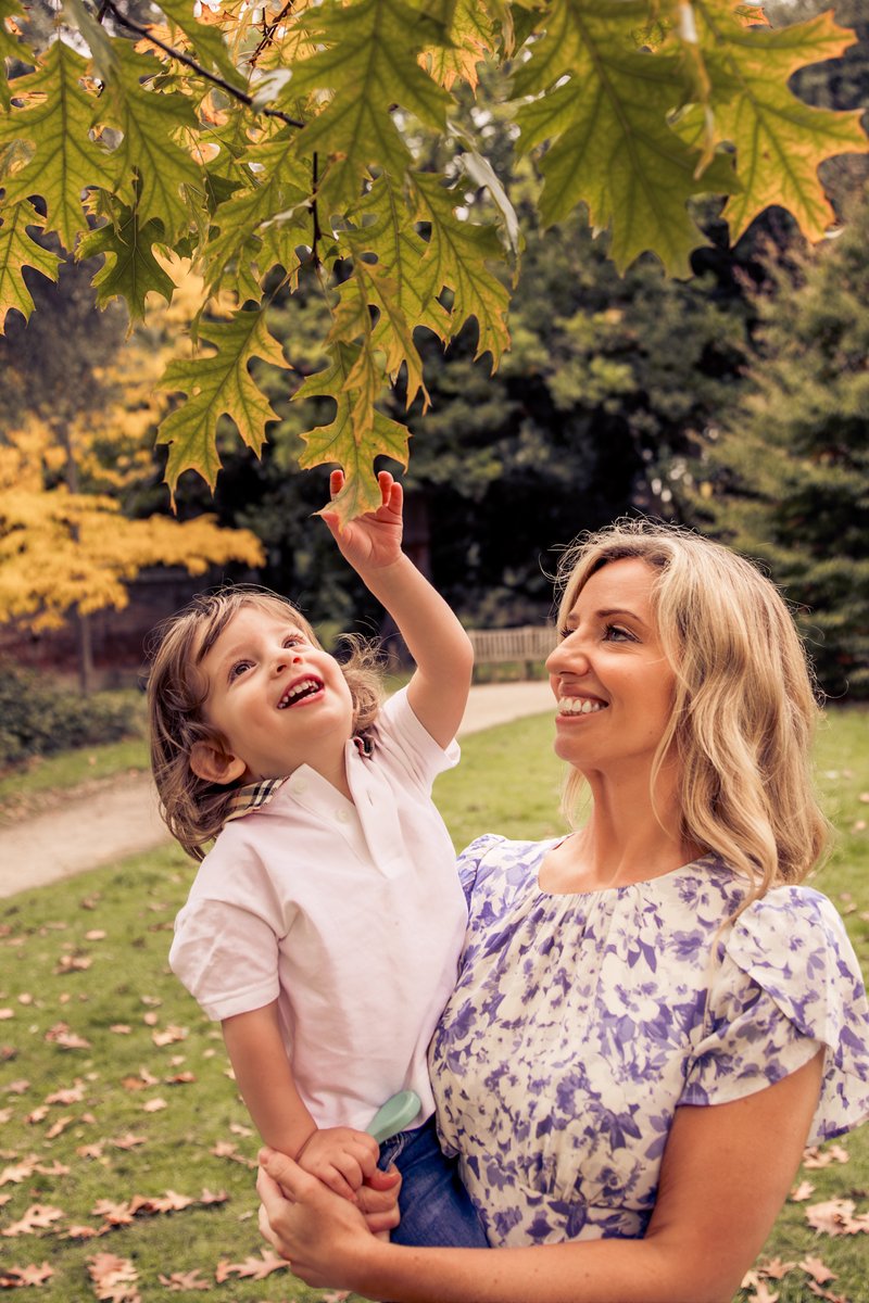 SHINY NEW POST!! My top recommendation for a London family photographer 

silverspoonlondon.co.uk/2025/10/london…