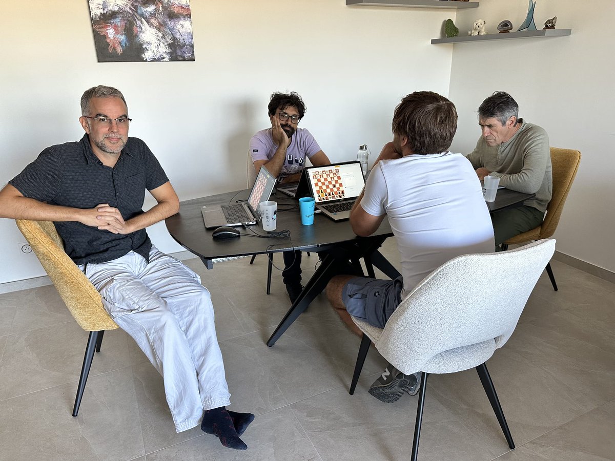 Liguepacaechecs's tweet image. La Ligue PACA Échecs, pionnière de l’hybridation en Championnat de France des Clubs

@escafrestephane @ffechecs @Liguepacaechecs @MaRegionSud @MaRegionSud