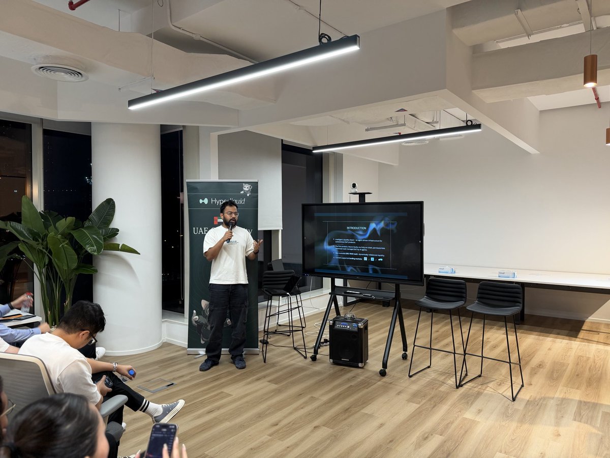 Hyperliquid UAE Community tweet media