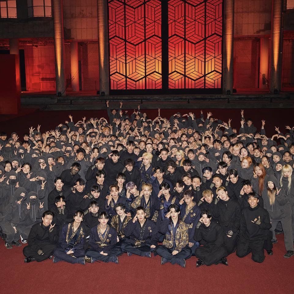 #2025MAMAVOTE #SEVENTEEN
화끈하게 대상 3개가보는겁니다
올해도 화이팅!