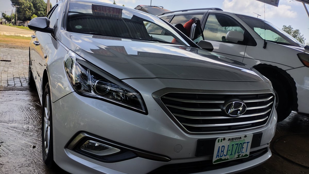 babausuff's tweet image. HYUNDAI SONATA! 2015. 
First body paint 
2023 entry on custom.
Untouched engine and gear.
Chilling AC.
LPG (cooking gas)
Distress sale. 
Buy and drive 

N14m

Location is Abuja