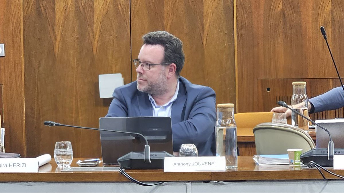 GroupeMDRAHDF's tweet image. Anthony Jouvenel est présent cet après midi à Amiens pour voter les dossiers de la majorité lors de la Commission Permanente