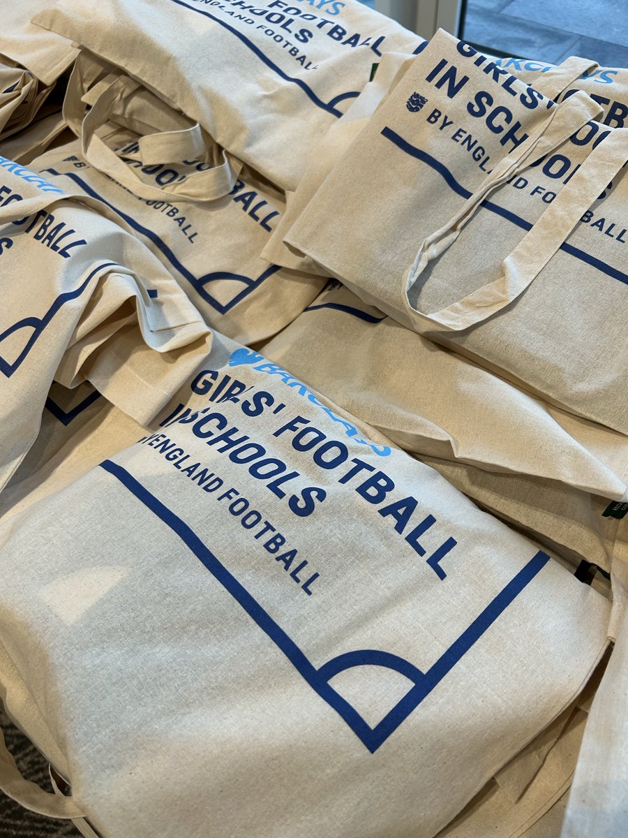 YouthSportTrust's tweet photo. And that’s a wrap, today has been a brilliant day of learning, key insights and networking and we’d like to thank everyone who joined us today. 

Safe journeys home and make sure to tag us in your photos and posts. 

Watch this space as we will be sharing your posts and photos so make sure to tag us! 

@BarclaysFooty #MadeForThisGame #GirlsFootball