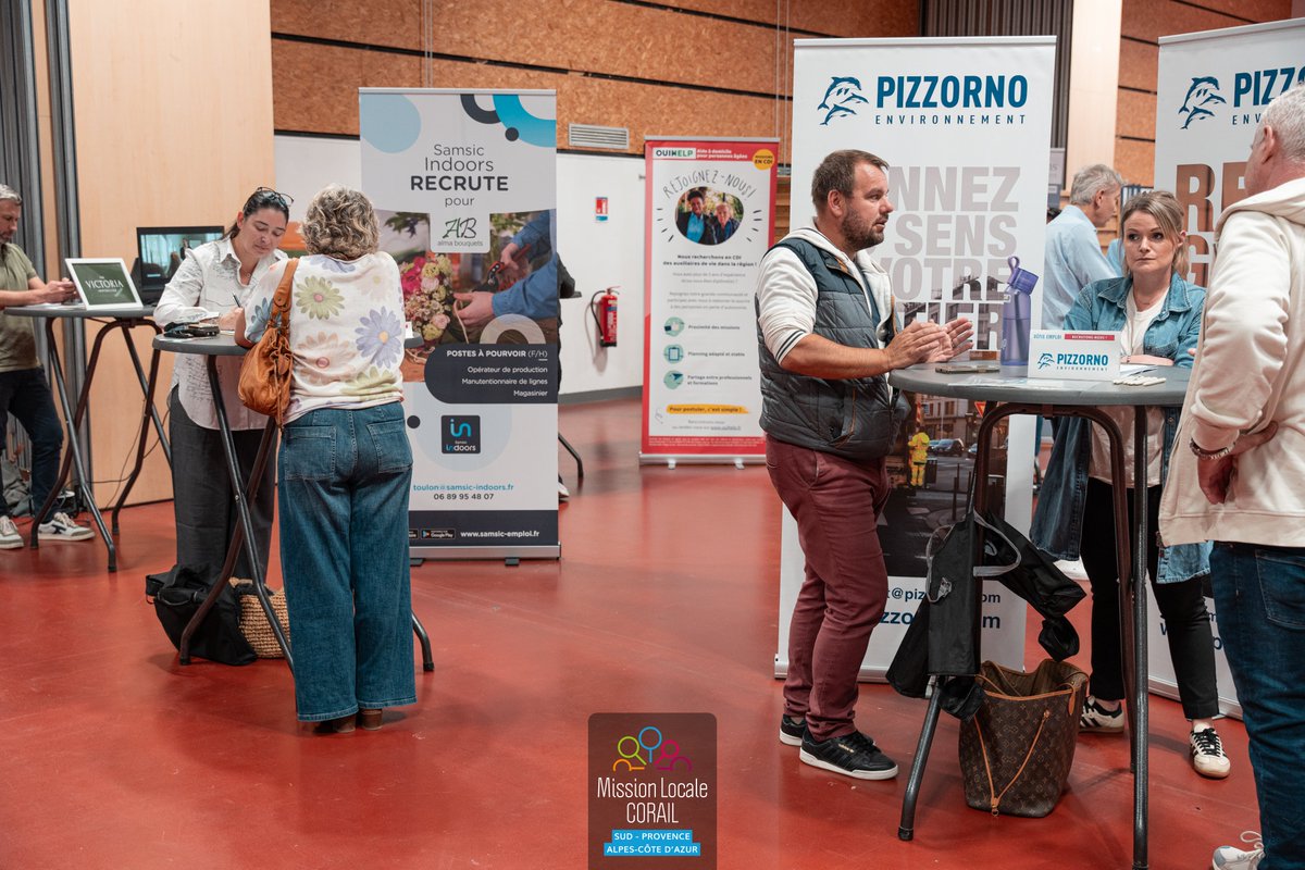 Présents à Bormes les Mimosas pour « Défis Emploi » 💼 ! Aux côtés de nos partenaires, nous avons présenté nos services, accompagné les jeunes et échangé avec nos entreprises partenaires. Bravo aux organisateurs et merci à notre équipe ! 👏 #Emploi #Orientation