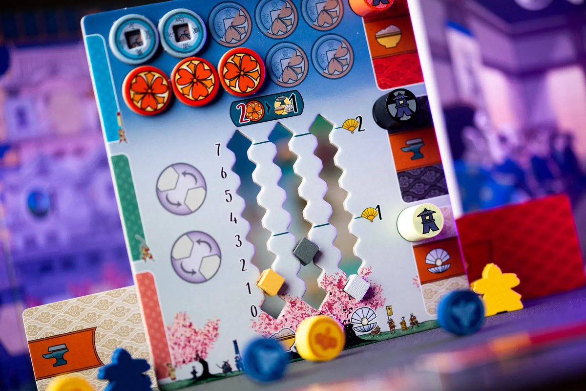 Han subido un quintal de fotos de The White Castle Duel a BGG que son una maravilla❤️

¡Dadles amor!

boardgamegeek.com/image/9162373/…