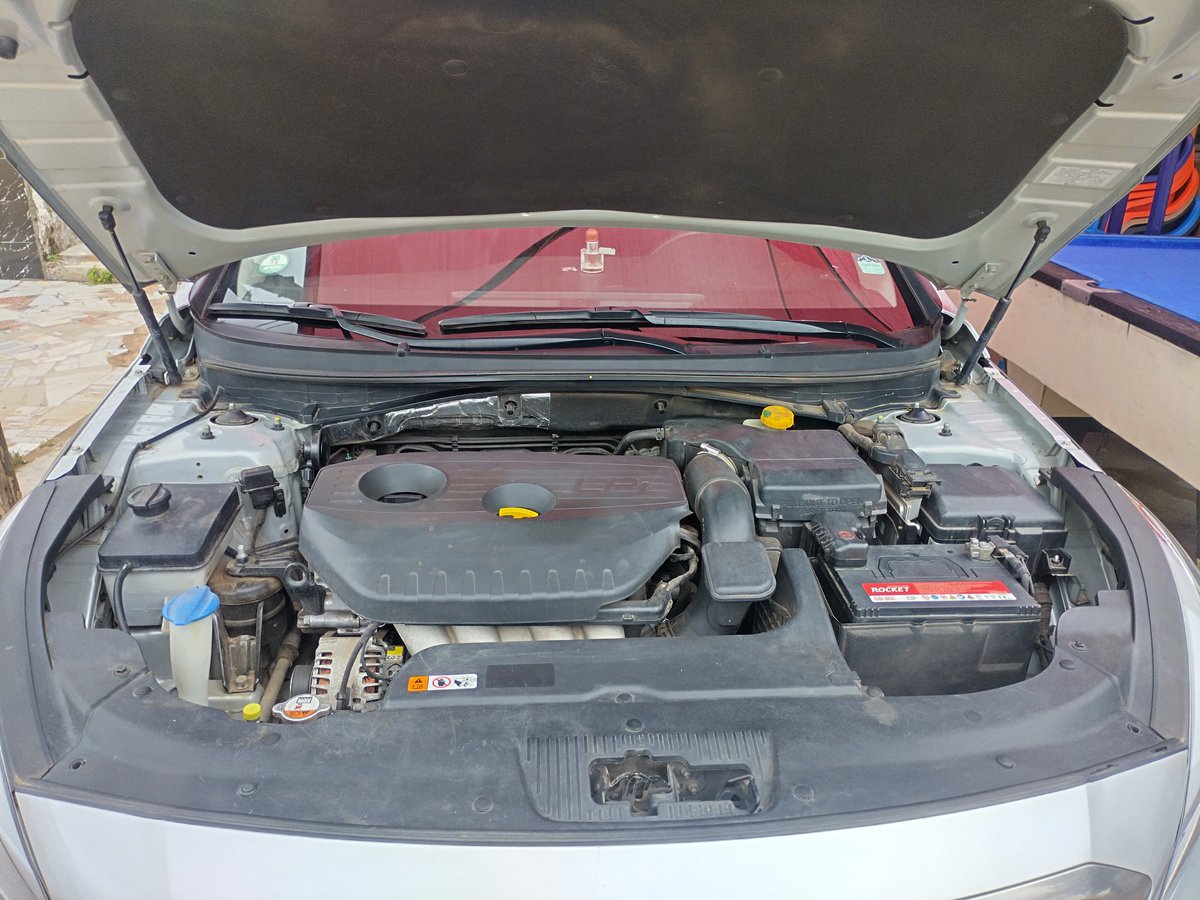 babausuff's tweet image. HYUNDAI SONATA! 2015 
First body paint 
2023 entry on custom.
Untouched engine and gear.
Chilling AC.
LPG (COOKING GAS)
Distress sale. 
Buy and drive 

N14m

Location is ABUJA
