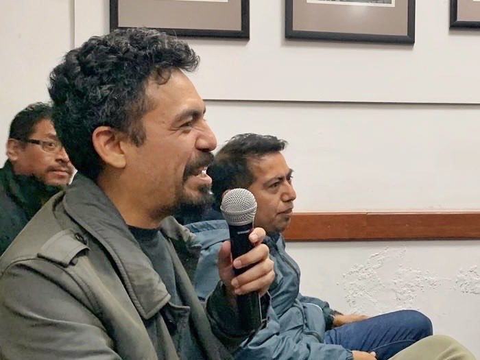 1/2
Con éxito arrancó el Coloquio de Literatura en Lenguas Originarias y Afrodescendientes, en el que se reflexionó sobre la resistencia de la palabra, los retos de la traducción en lenguas originarias y las memorias compartidas entre las personas ponentes.