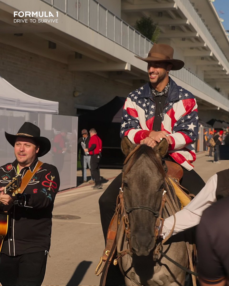 BoxToBoxFilms's tweet image. TBT to Danny Ric in full cowboy. #AustinGP is loading. 🏁

#f1 #danielricciardo #drivetosurvive #COTA #USGP