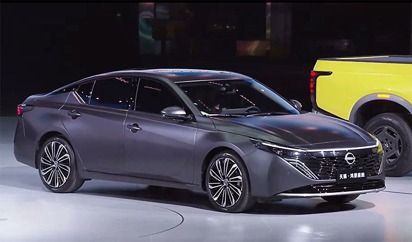 日産が新型ティアナを正式に発表しました！