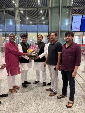 nafeesahmadsp's tweet image. मुझे अलीगढ़ मुस्लिम यूनिवर्सिटी एलुमनाई, ईस्टर्न प्रोविंस, दम्माम (सऊदी अरब) की जानिब से “Sir Syed Day – 17 अक्टूबर 2025” के मौक़े पर बुलाया गया है।

यह मेरे लिए बहुत ख़ुशी का मौक़ा है कि मैं सर सैयद अहमद ख़ाँ साहब की तालीमी और फ़िक्री विरासत को याद करने वाले इस अहम और नूरानी…