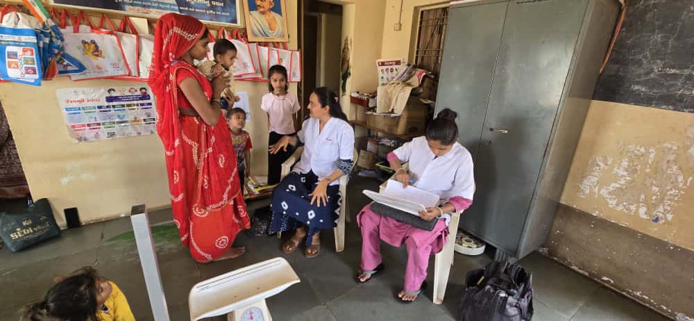 cdho_botad's tweet image. Child Health Screening done at Dhasagaam AWC-10. New born Screening done and Give Guidance about HBNC to mother at Delivery point CHC-Dhasa junction by RBSK team Bogar-633, District : Botad.
@GujaratRbsk @GujaratSHRBSK @rbskgujarat