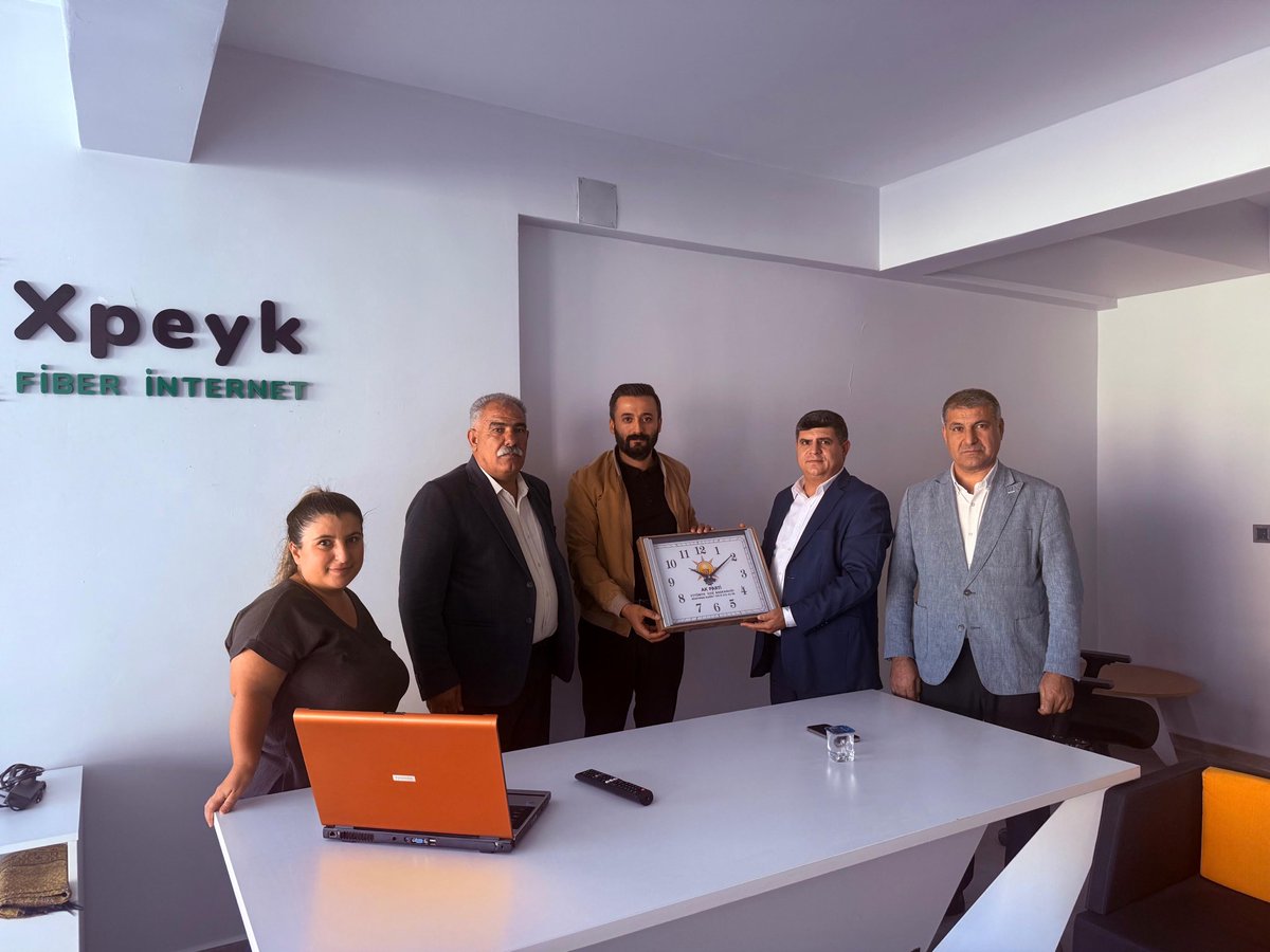 İlçe Başkan Yardımcılarımız <a href="/AliMuhacir20020/">Ali Muhacir</a>  ve <a href="/AzizKrmz4/">Aziz Kırmızı</a>, İlçe Yönetim Kurulu Üyemiz <a href="/Ahmet_bzkrt63/">Ahmet Bozkurt</a> , İlçe Kadın Kolları Yönetim Kurulu Üyemiz <a href="/kilicsibel71/">Sibel Kılıç</a> ve İlçe Gençlik Kolları Yönetim Kurulu Üyemiz <a href="/YusufAkboru6382/">Yusuf</a>, önceki dönem ilçe yönetim kurulu üyemiz Muhammed Veysel