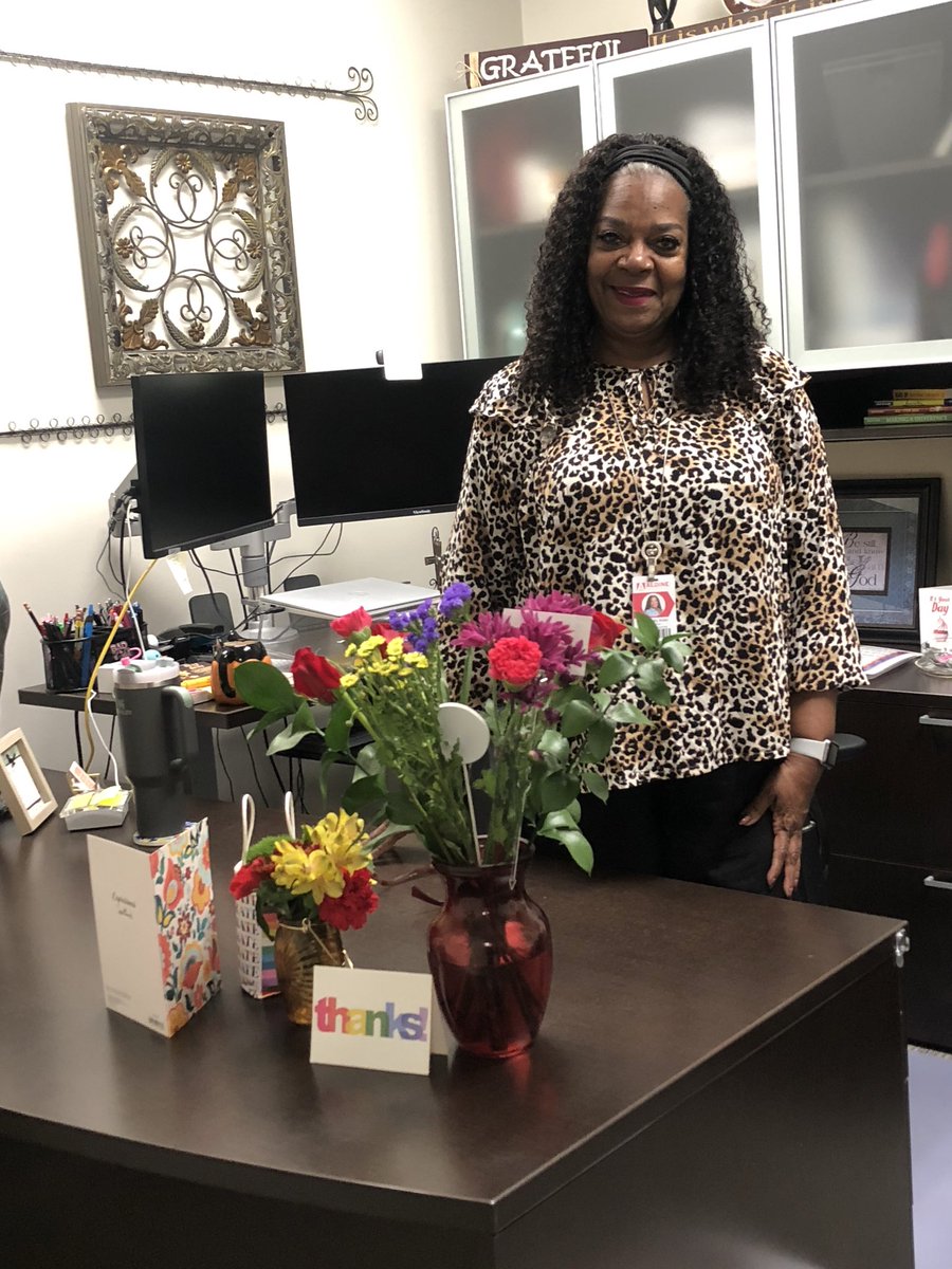It’s a blessing to be loved at work <a href="/AldineHR/">Aldine HR</a> in <a href="/AldineISD/">Aldine ISD</a> !! Thankful and grateful!! Happy Boss’s Day!!!