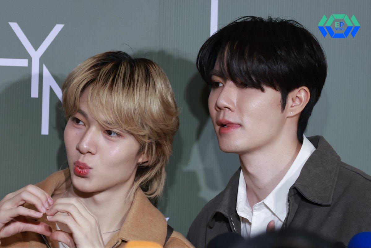 epnewsonline's tweet image. “ซี - นุนิว” ช่วงสัมภาษณ์กับพี่ๆสื่อ ในงาน “Better Together” เปิดตัวแคมเปญ "The Perfect Match" ของ LYN INFINITE MEN'S COLLECTION
#LYNXZeeNuNew
#ZeeNuNew
#ZeePruk #NuNew