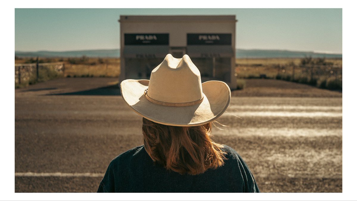 GM🤠

 The city meets the desert.

From New York’s bustle to Marfa’s stillness—City Hats finds its next horizon.

Sneak peek this Saturday, Oct 18 · 10 AM–12 PM

Golden Tumbleweed Gallery 🌵

RSVP 🎩 

luma.com/zsacl8ry?tk=0d…