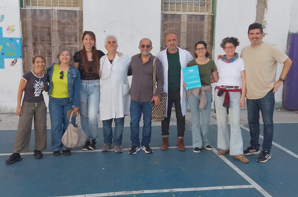 💫 VaPoesía llegó al Centro de Régimen Cerrado Manuel Belgrano junto al poeta colombiano Orlando Gallo, en una jornada de lectura y encuentro.

Gracias a Néstor Lamendia y al equipo de PAEByT por la calidez y el trabajo constante para abrir nuevas oportunidades.

📚#VaPoesía2025