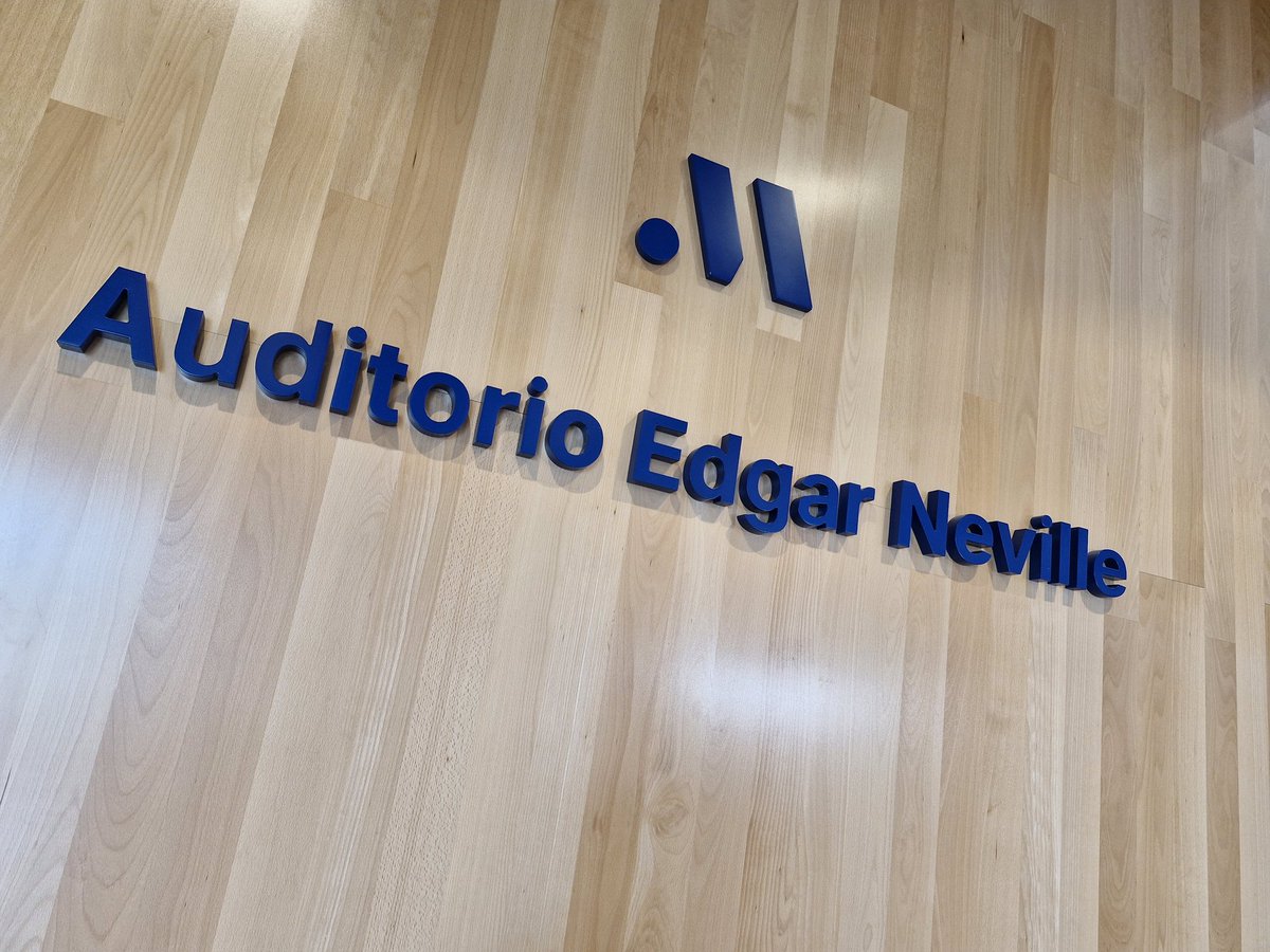 😀  Hoy hacemos nuestro programa desde Málaga con el <a href="/CaminitoDelRey_/">Caminito del Rey</a>  como gran protagonista. ¡No te lo pierdas! <a href="/CanalSurRadio/">Canal Sur Radio</a> <a href="/canalsur/">CanalSur</a> <a href="/javiebenitez/">Javier Benitez</a> <a href="/diputacionMLG/">Diputación de Málaga</a> <a href="/typcostadelsol/">Costa del Sol Málaga</a> 

📻 Puedes escucharlo en directo aquí 👇
canalsur.es/radio_directo-…