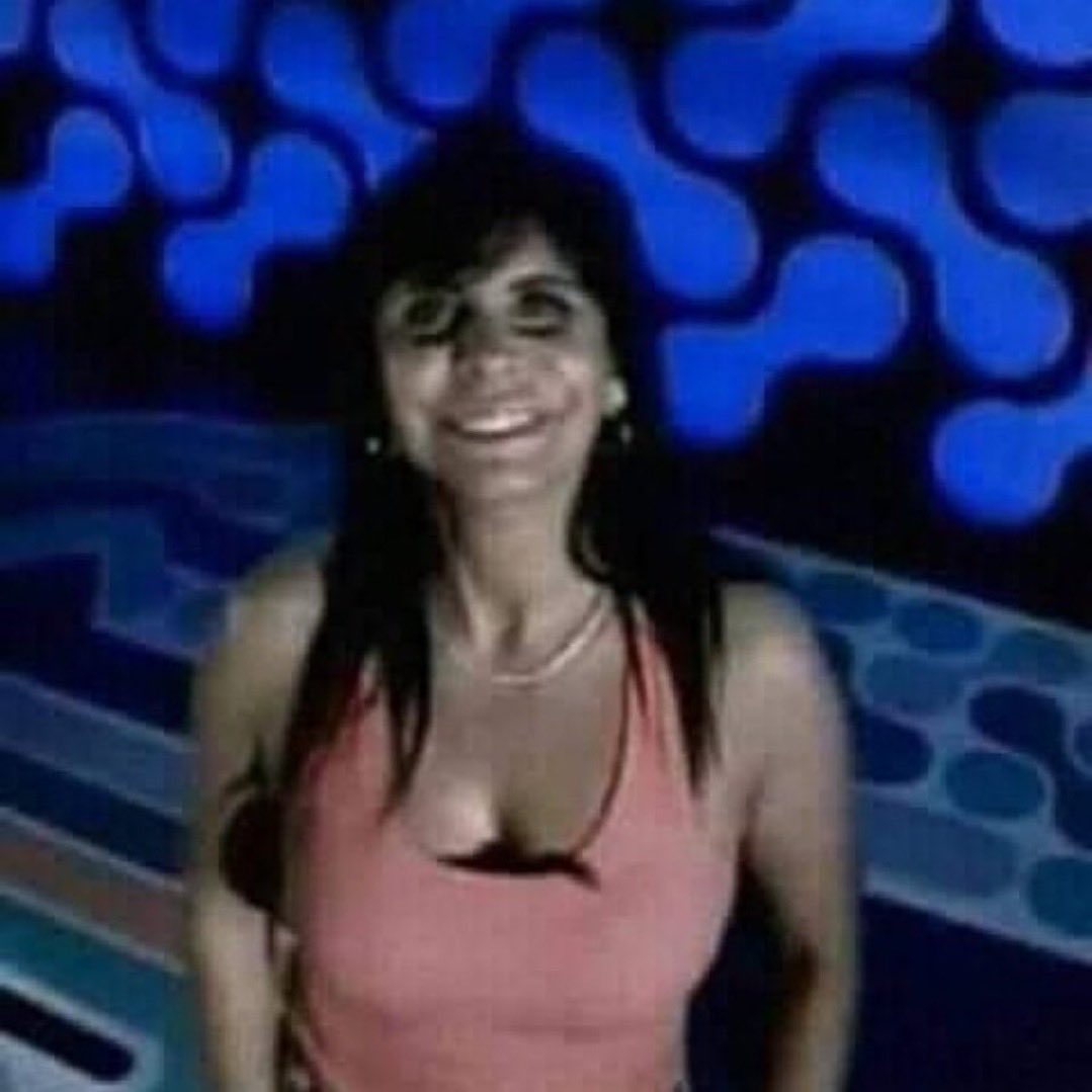 _rubycore's tweet image. Só pra lembrar que o bico de peito pode ficar duro por medo, oq faria sentido com essa carranca que ele tem