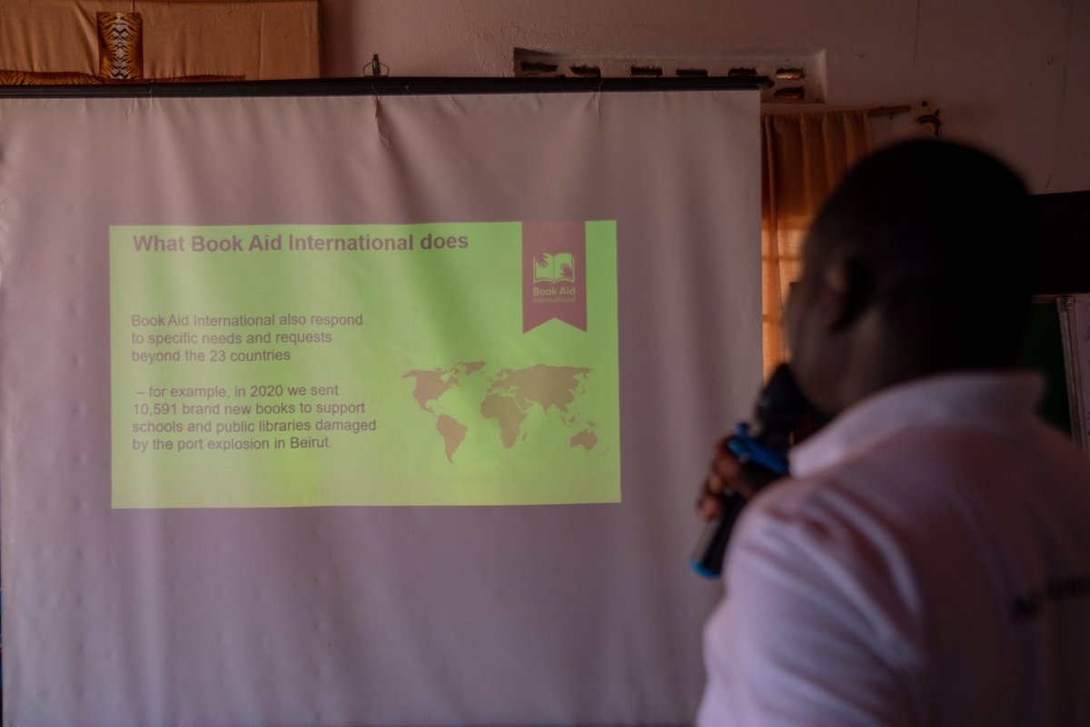 Inezafondation's tweet photo. #HappeningNow: In Rulindo District, a two-day training is taking place for caregivers working in various Early Childhood Development Centres (#ECDs), under the theme: “Let’s work together to stimulate a child’s mind — the foundation for well-being.” @Rwanda_Child @Book_Aid
1/2 https://t.co/RKKvAG6tq7