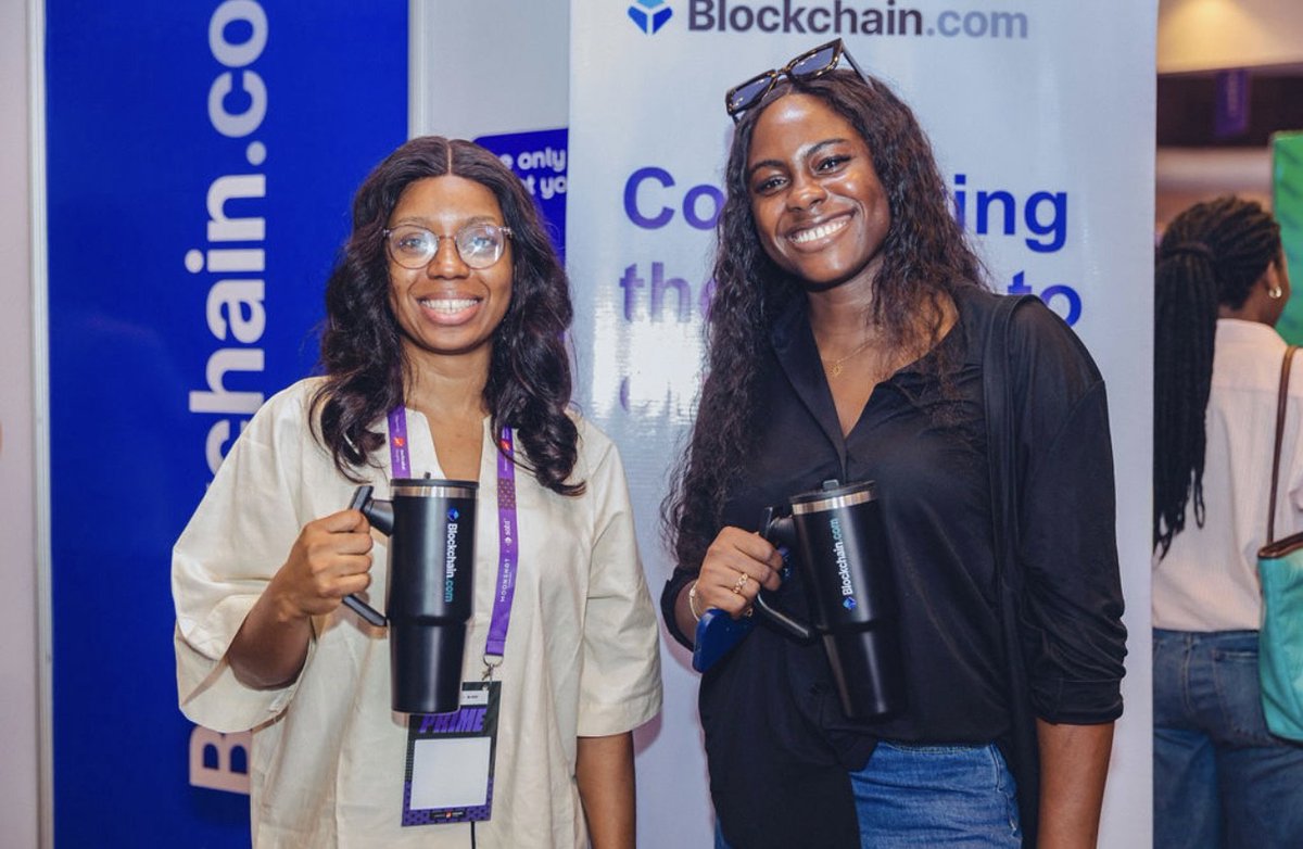 BlockchainAfri_'s tweet image. Pictures from @TechCabal Moonshot event 🇳🇬

Stop by our booth,talk to the team and grab cool swags 👕