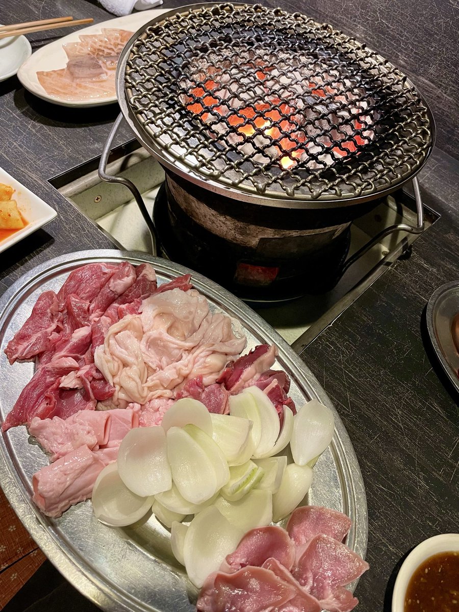 lisachoco4's tweet photo. ハイ！
私が焼いたら…

焦げました！！
ちょこちょこ色んなの頼めてよきでした

私はこのチョリソーしか焼いてません😌
#北見 https://t.co/tr1egBu03U