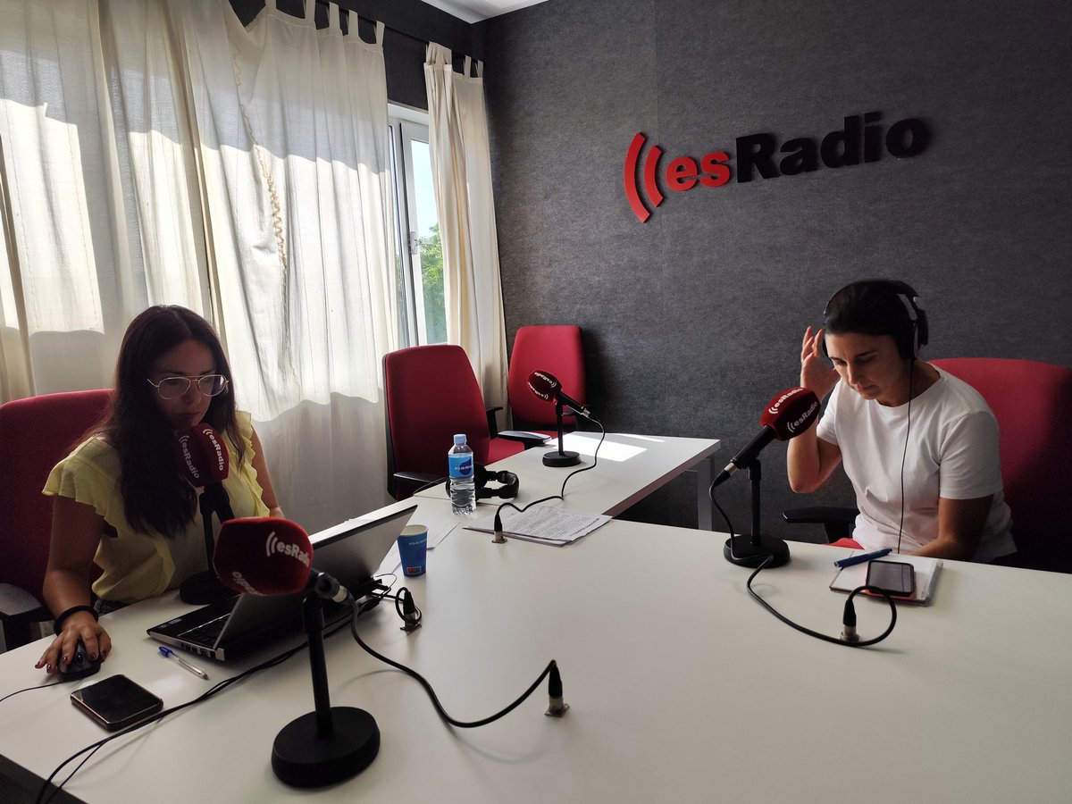.Hoy toca hablar de ocio familiar, de la mano de <a href="/sevillaCLP/">sevillaconlospeques</a> ☺️🎙️👇 

Ya estamos en directo en la 106.9 fm.