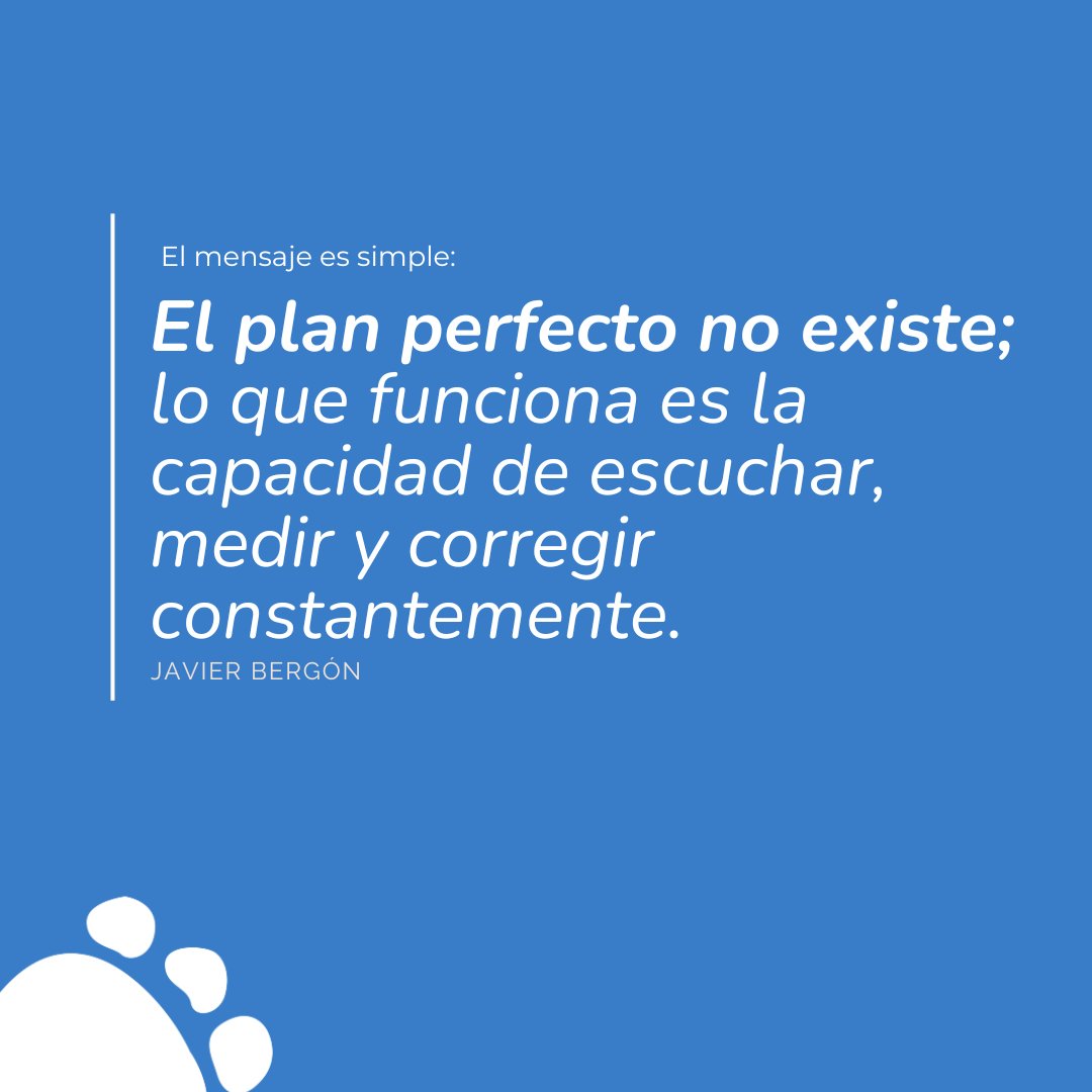 No crecimos porque tuviéramos un plan maestro. Crecimos porque cada mes nos sentábamos a revisar lo que funcionaba y lo que no.
Revisión brutalmente honesta, decisiones rápidas, ajustes inmediatos.
El caos se convirtió en método, y el método en crecimiento.