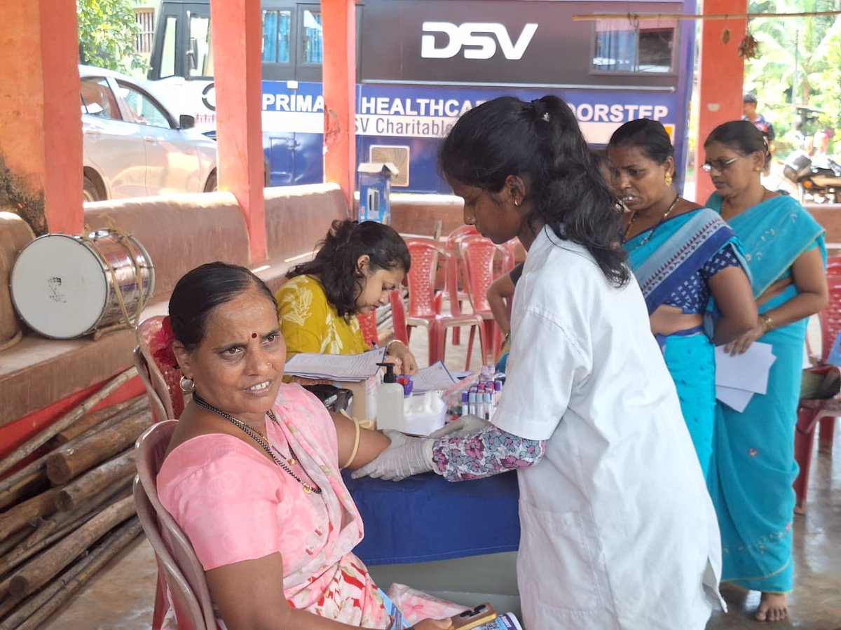 vhag_2001's tweet photo. Glimpses from our Special Medical Camp in Morlem

Bridging the healthcare gap with services like:
👁 Eye Check-ups
🩸 Blood Tests
🦴 BMD Screening
👂 ENT Consults
🩺 General Screenings

#CSRInitiative #HealthcareForAll #RuralHealth #CommunityImpact https://t.co/oCImoEY8Sx