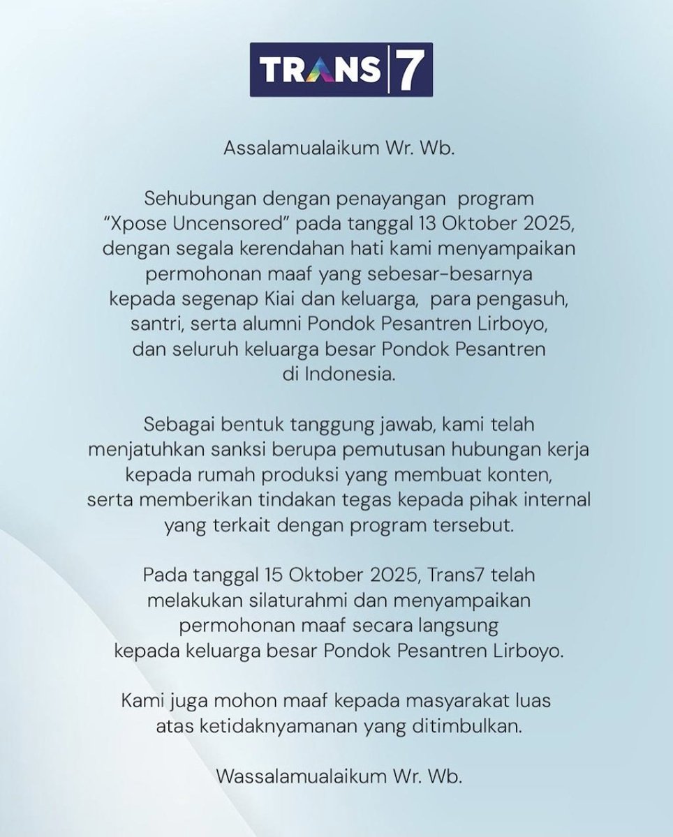 BREAKING NEWS

Trans7 Resmi Memutus Kerjasama dengan House Production yang membuat konten negatif tentang pondok pesantren