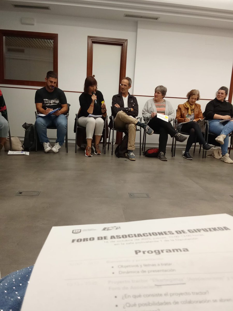 Nous participons au #ForoAsociaciones de <a href="/Gipuzkoa/">Gipuzkoa</a> : nous apprécions notre participation pour la visibilité dans les mairies du territoire historique, le renforcement du travail en réseau et le partage des actions que nous menons.
