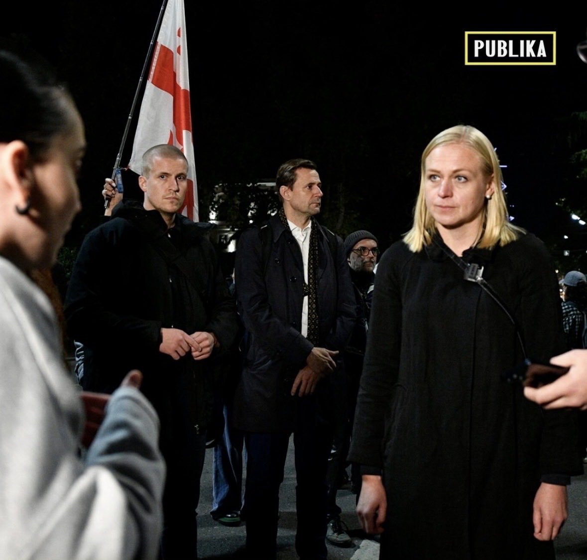 gocha_gogsadze's tweet image. Finnish Foreign Minister and OSCE head Elina Valtonen @elinavaltonen has been fined $1,800 by russia’s puppet Georgian Dream for 'blocking traffic' after visiting protesters in Tbilisi.