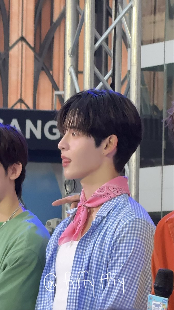 หนูเจอเทวดา พี่หล่อขนาดนี้ได้ไง 🥹
#JamesSu
