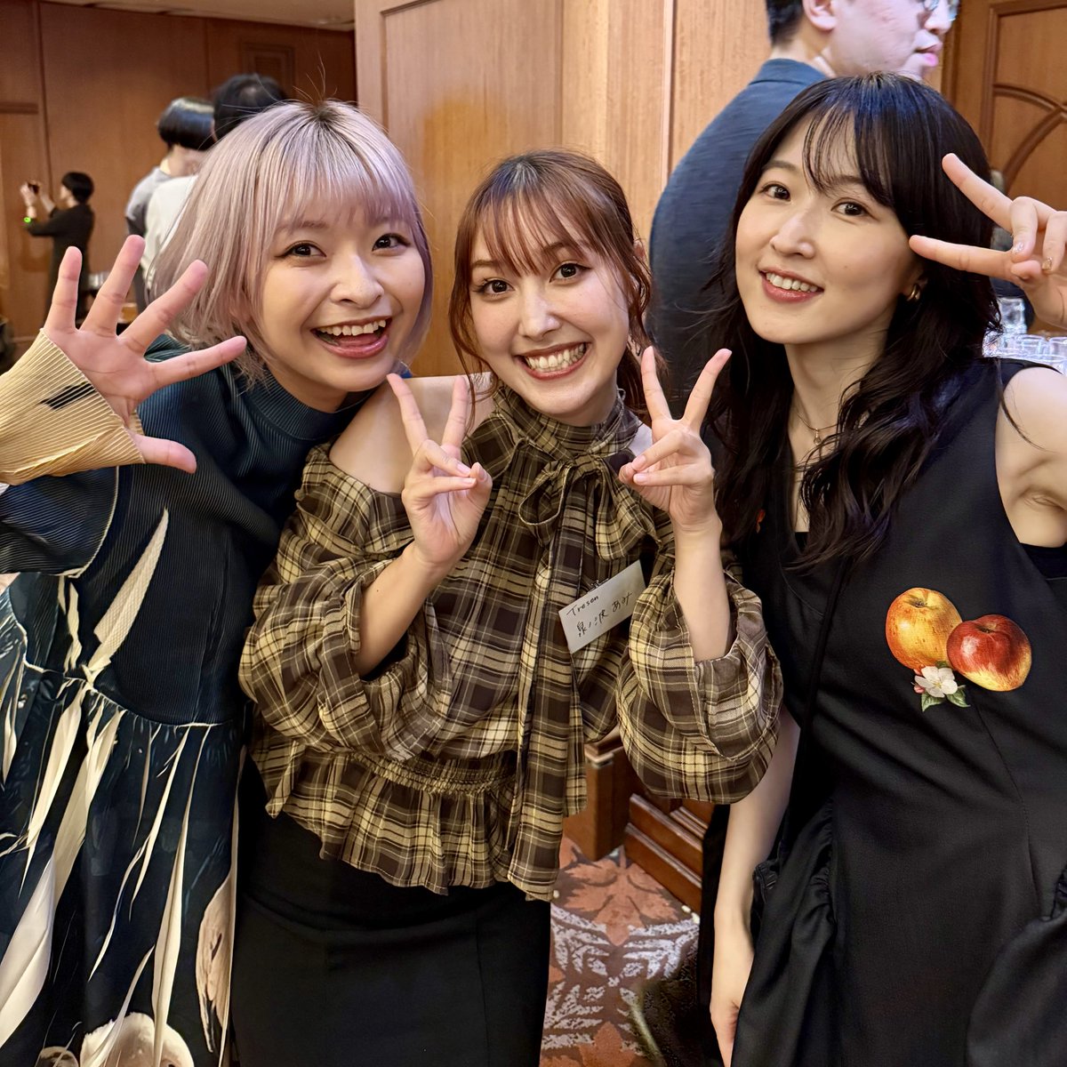 fesmatsu's tweet image. 今週もお付き合いありがとうございました😊
写真はエフヨコ40周年パーチーの様子。
来週はスペシャルウィーク!良い週末を🕺
#とれせん
#FMヨコハマ