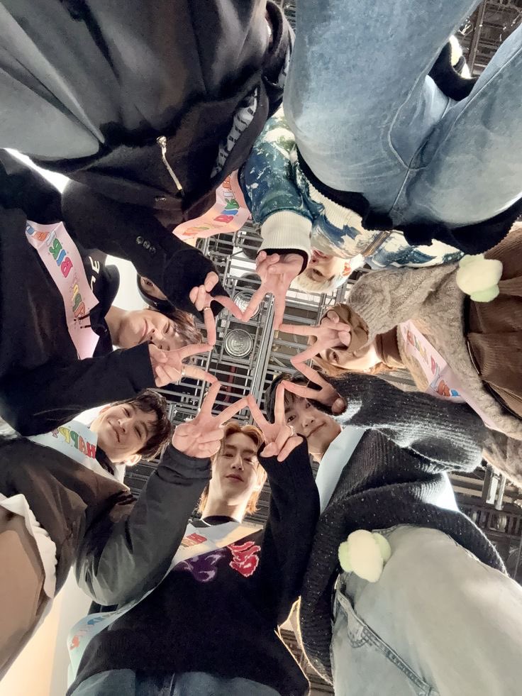 I vote for #GOT7 on #2025MAMAVOTE