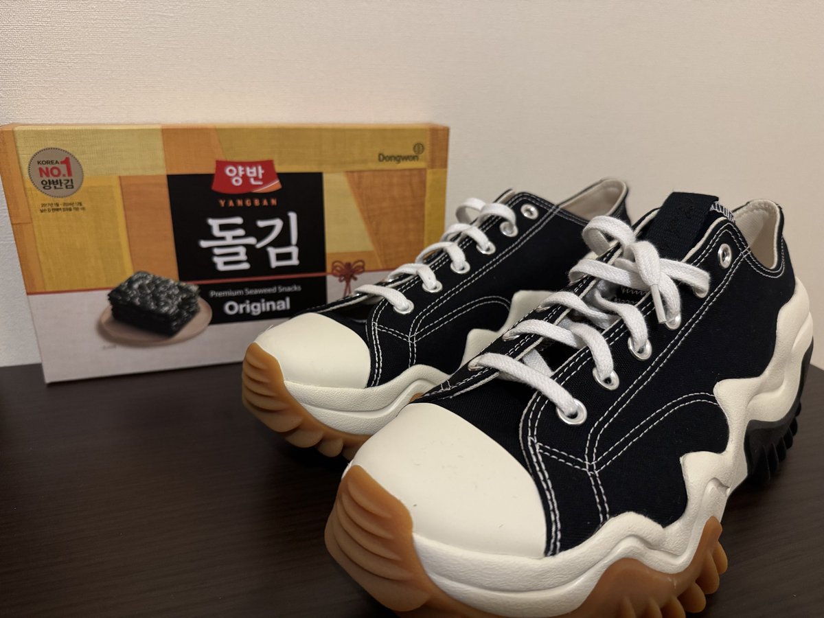 kenken4735's tweet photo. 韓国に遊びに行ってきました。
ランスターモーション欲しくて店舗まわって、在庫ギリギリで確保です。
かなり厚底で身長が190センチになりそうです。 https://t.co/MQOBsE1vrg