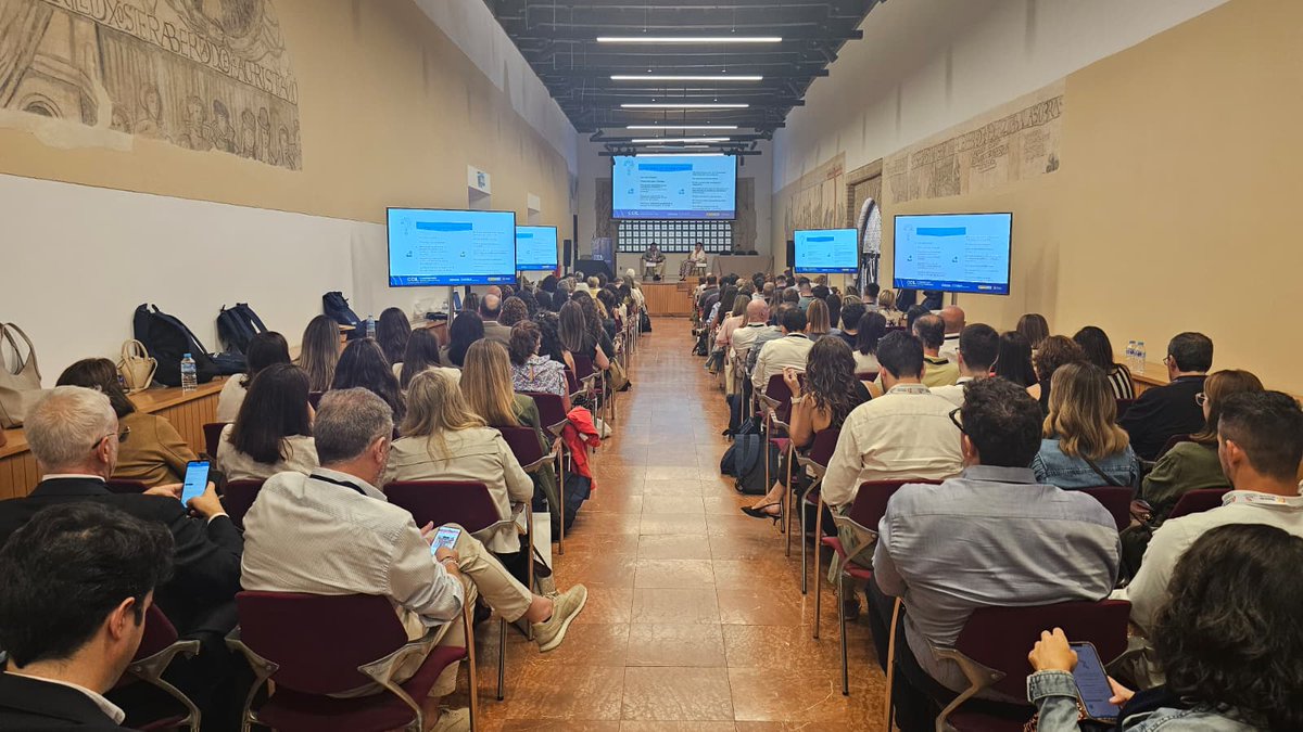 🏘️En los pequeños ayuntamientos también debe  desarrollarse plenamente el #ControlInterno. 
📍En el #CCIL25, Joaquín Porras y <a href="/MJGabela/">María José Gabela</a> (IGAE) explican cómo el Informe Resumen Anual impulsa la evaluación y la mejora continua.   

#GestiónPública #Transparencia #PyMEL